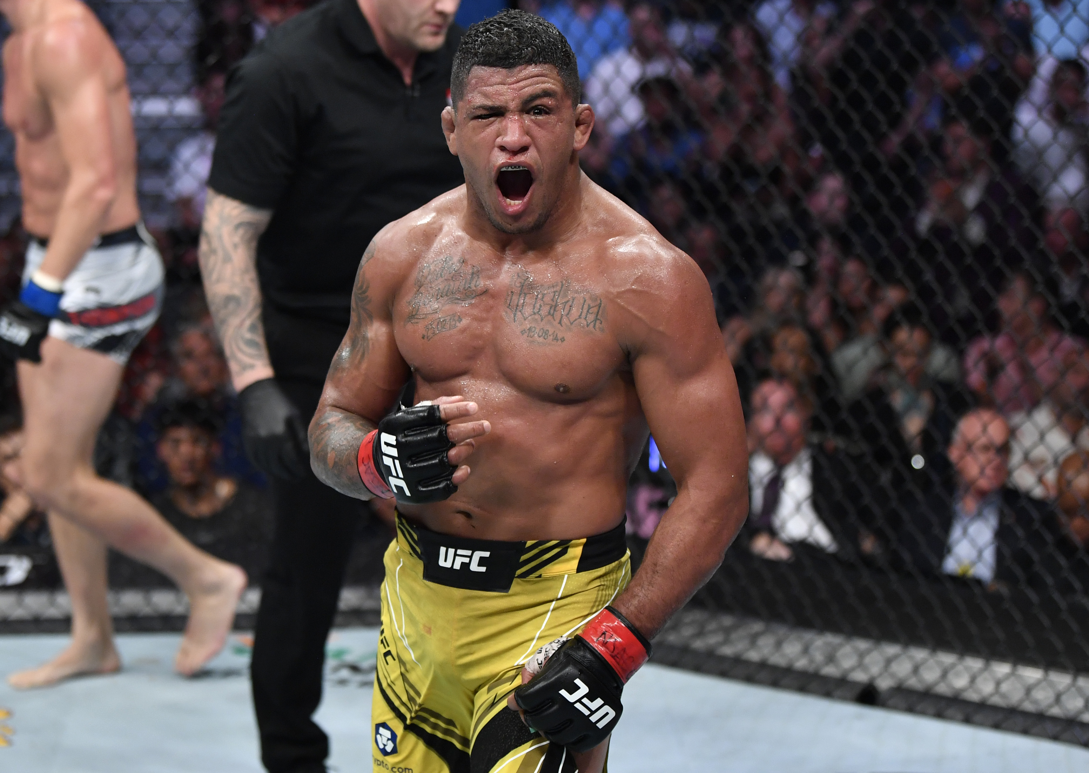 Gilbert Burns beats Masvidal @ 2/5 