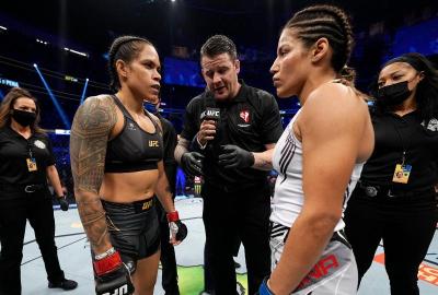 Amanda Nunes beats Julianna Pena @ 1/3